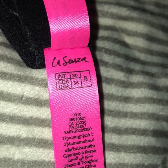 LA SENZA Lightly Lined Remix Bra - Picture 5 of 5